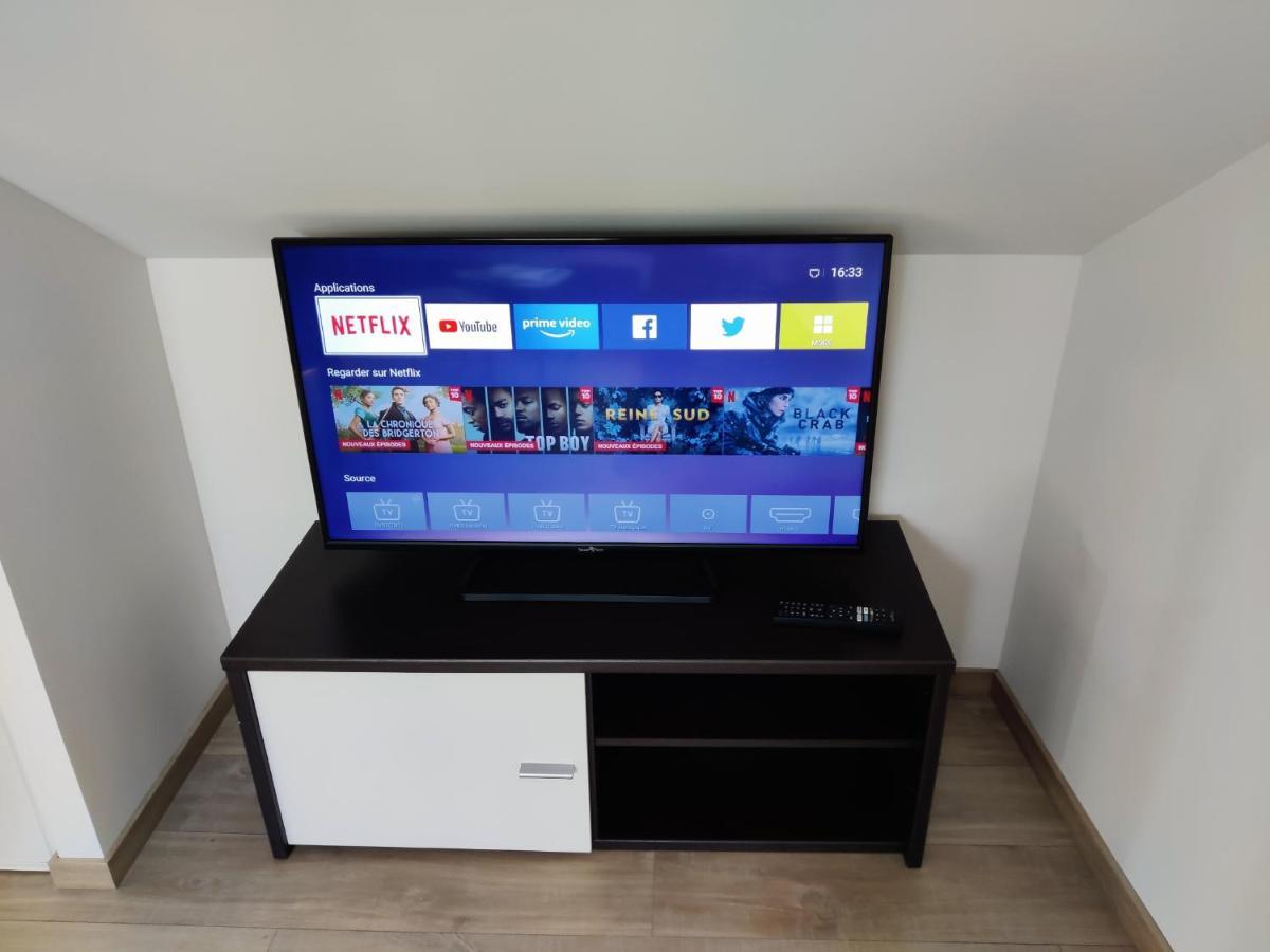 Appartement T3 "Yuca" Hyper Centre D'Ernée Εξωτερικό φωτογραφία