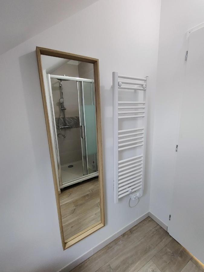 Appartement T3 "Yuca" Hyper Centre D'Ernée Εξωτερικό φωτογραφία